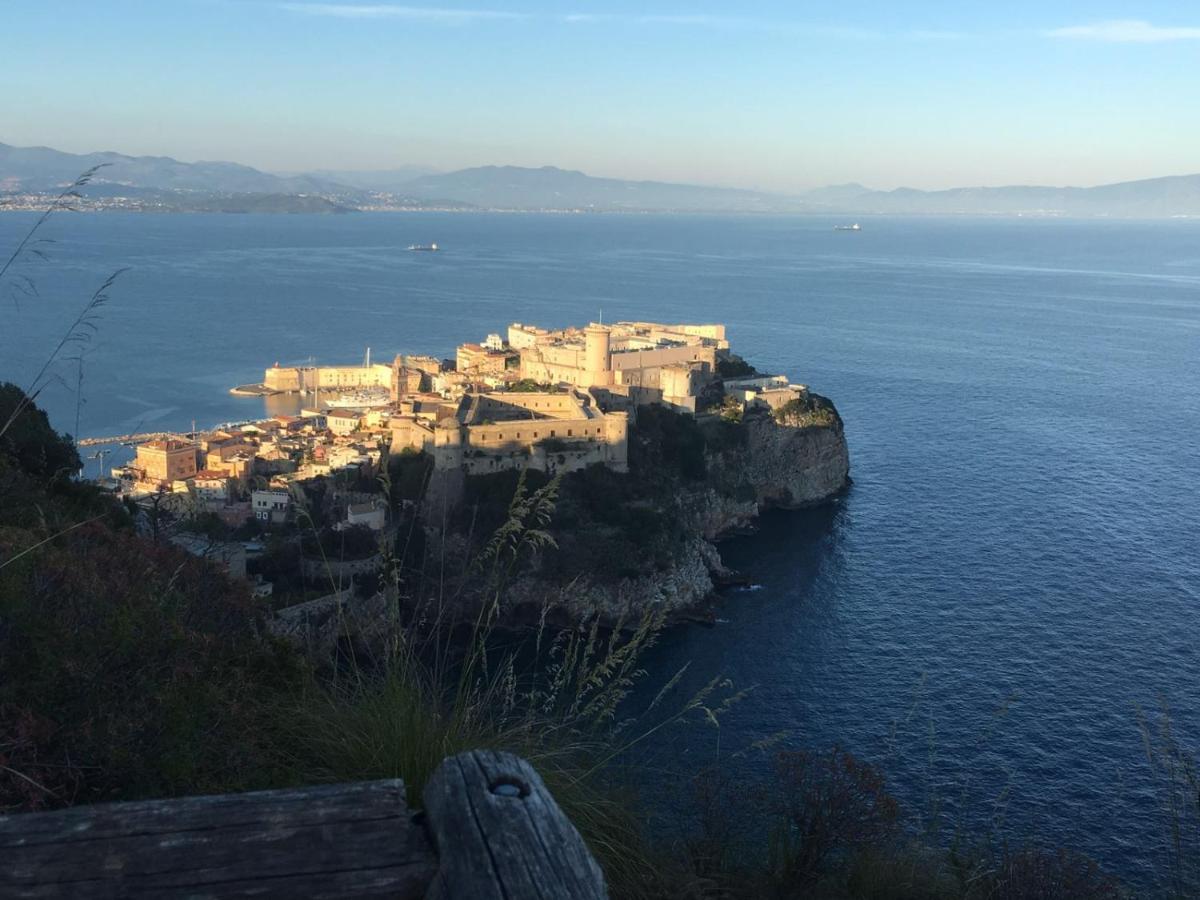 Brezza Di Mare Gaeta B&B المظهر الخارجي الصورة