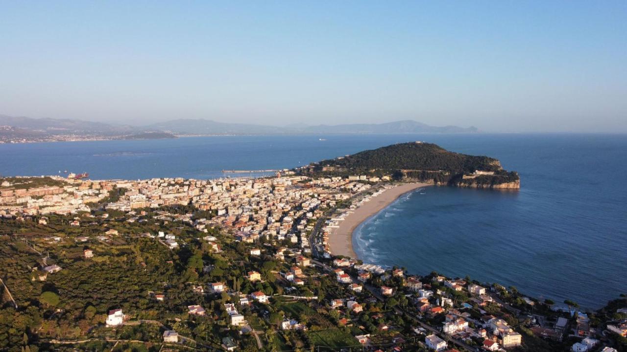 Brezza Di Mare Gaeta B&B المظهر الخارجي الصورة